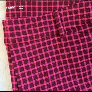 IN SEARCH OF! Old Navy Pixie Pants IN SEARCH OF!!!